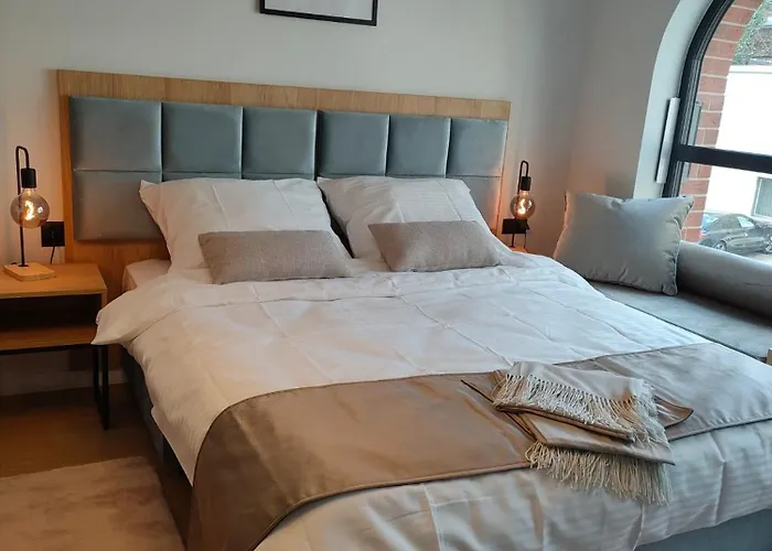 Jtb In The Centr Of פוזנן