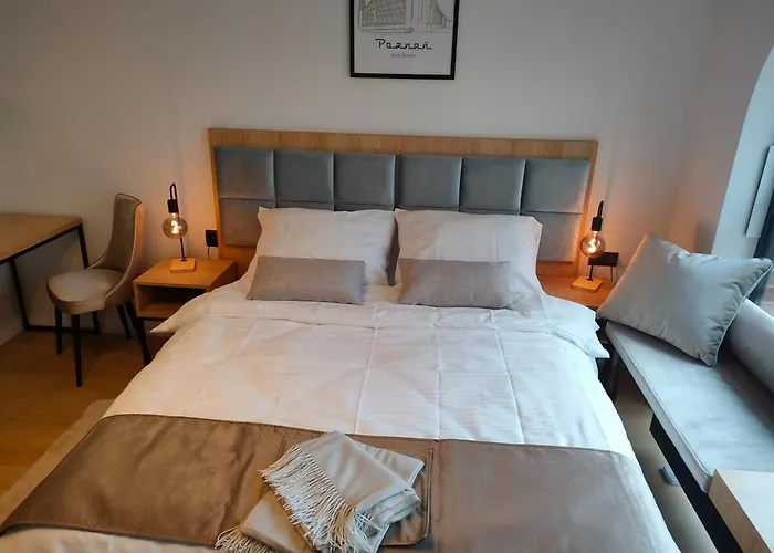 Jtb In The Centr Of פוזנן