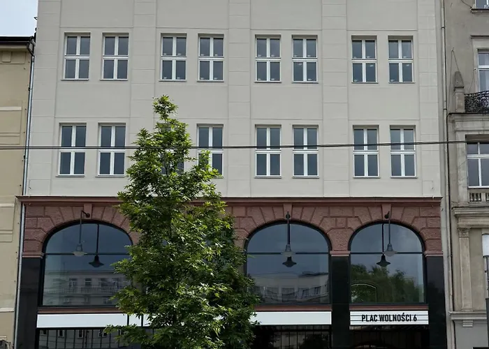 Jtb In The Centr Of Апартаменти Познань